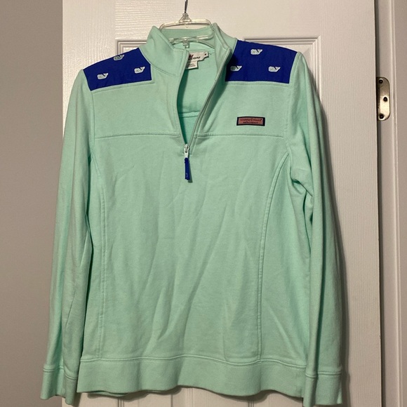 Vineyard Vines Tops - Vineyard vines pullover